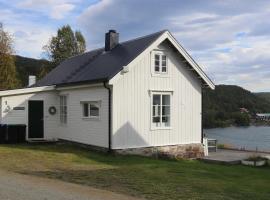 Cabin in Mestervik，位于Meistervik的酒店