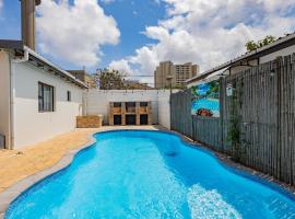 La Bella Vida Self Catering Apartments，位于贝尔维尔的酒店