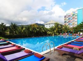 苏梅岛垂直颜色酒店，位于查汶的酒店