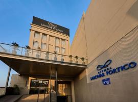 Riviera Sarovar Portico Pathankot，位于帕坦科特的酒店