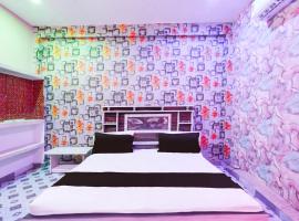 SPOT ON The Cocoon Palace，位于Sarāi Ajitmal的酒店