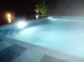 雪浓梭堡彭拉波耳酒店