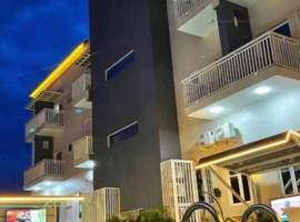 2020 HOTELS & APARTMENTS Wuye，位于阿布贾的酒店