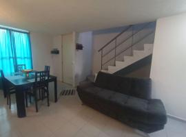 Casa renta Cuautitlan, fte Bodegas Mercado libre，位于Cuautitlán的酒店