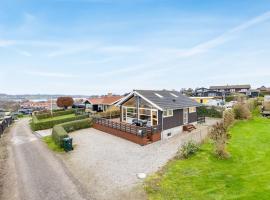 Holiday Home Bundi - 25m from the sea by Interhome，位于Hejlsminde的酒店