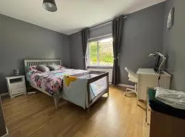 Christinas Cottage - Family- Garden-Wifi-Sleeps 6