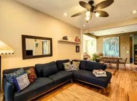 Stylish Two Bedroom Retreat Close to Hospital