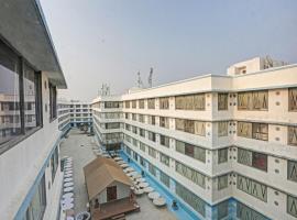 Townhouse Royal Palms Shared Serviced Apartment，位于孟买的酒店