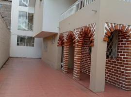 Casa Moderna en Loja - ideal para familias，位于洛哈的酒店