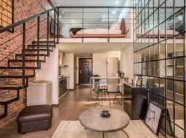 诺克现代工业风复式套房