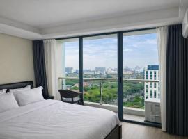Studio with Balcony Near Okada Manila and MOA LCONDOTEL，位于马尼拉的酒店
