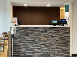 Quality Inn Forsyth near GA Public Safety Training Center，位于福赛斯的酒店