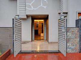 Super Townhouse Hotel All In One Near City Centre Salt Lake，位于加尔各答的酒店