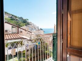 卡萨科隆尼酒店，位于阿马尔菲的酒店