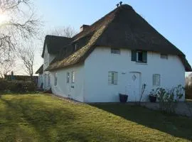Poppenbüll thatched house