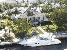 Amamare Waterfront Villa | Pool + Private Dock