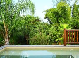 Habitation Saint Charles - Hôtel de Charme & Spa，位于珀蒂堡的酒店