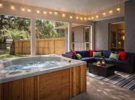 Crystal River Oaks Retreat Near Springs and Fishing with Boat RV Parking Hot Tub & Game Room