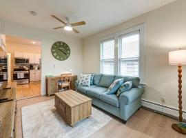 Serene Hamilton ELM 13MI to Time Square Laundry Easy Parking，位于提内克的酒店