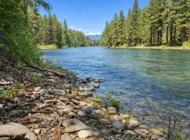 River Song Cabin home