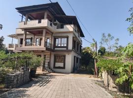 Vasant Vihar Farm House，位于锡尔瓦萨的酒店