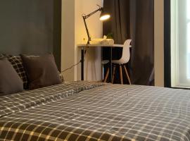 21 sqm Studio Apartment near Summarecon Mall Serpong，位于Pumpangsineng的酒店