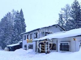 A Lucky Hostel，位于白马村的酒店