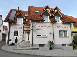 Landhotel am Mühlenwörth，位于陶贝尔比绍夫斯海姆的酒店