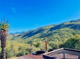 Matilo Cabins - Cactus Deck with Hot-tub and Fireplace