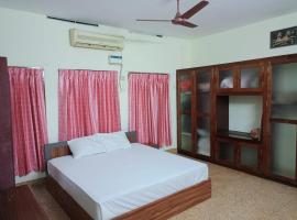 JK Marina Residency , kollam，位于奎隆的酒店
