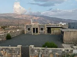 house of the cloud jabal shams