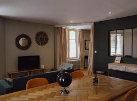 Les Suites Gueguen，位于沙布利的酒店