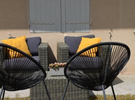 Chateau de Salorges - Field gite I，位于Corancy的酒店