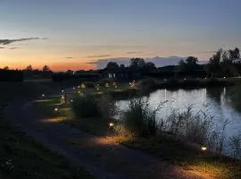 2 bedroom lodge with lake view and terrace