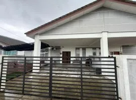 Hasna Homestay Cherating Muslimonly