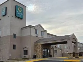 Quality Inn Kansas City International Airport