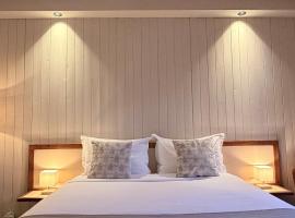 Hôtellerie du Roy，位于Sainte-Hélène-sur-Isère的酒店