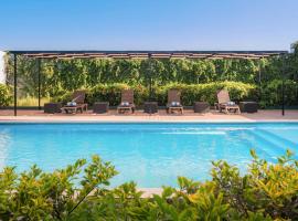 里昂波利福林万怡酒店，位于莱昂的酒店