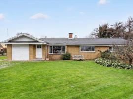 20162-Samso-Sondre-Mollevej-2，位于Nordby的高尔夫酒店