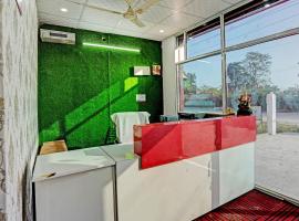 Hotel O Grand Hotel，位于密拉特的酒店