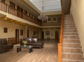 Hotel Jocari，位于乔卢拉的酒店