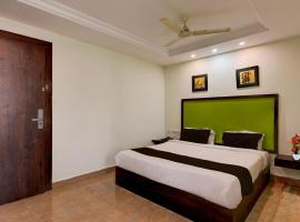 Super Townhouse Benz Circle MG Road，位于Mohammadnagar的酒店