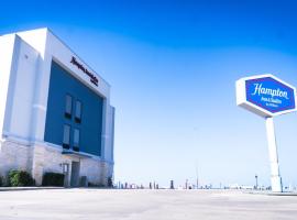 休斯顿凯蒂汉普顿酒店及套房，位于凯蒂的酒店