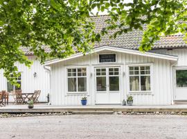 Hensbacka Hotell，位于蒙克达尔的酒店