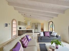 Apartment Rosmarino- Cignella Resort Tuscany，位于Osteria Delle Noci的酒店