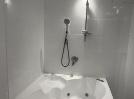 El Yam Resort Hotel Netanya，位于内坦亚的酒店