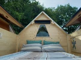 La tua coperta di stelle，位于Abbadia di Naro的豪华帐篷