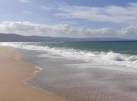 Pizzo Beach Club Apartment near at Private Beach，位于皮佐的酒店