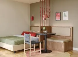 Bob W Munich City West