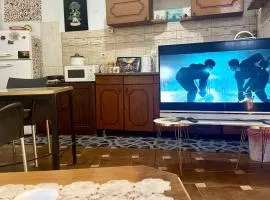 Adem's Cozy Terrace Retreat